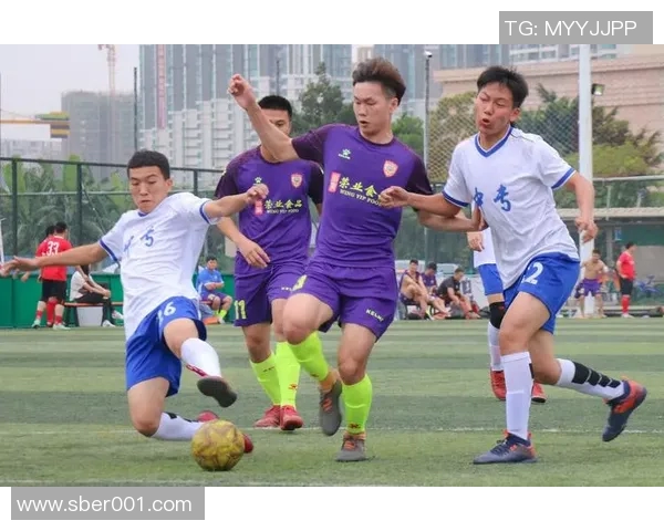 2020年赛季广东队与深圳队激战回顾与精彩瞬间分析 2020年赛季广东队与深圳队激战回顾与精彩瞬间分析