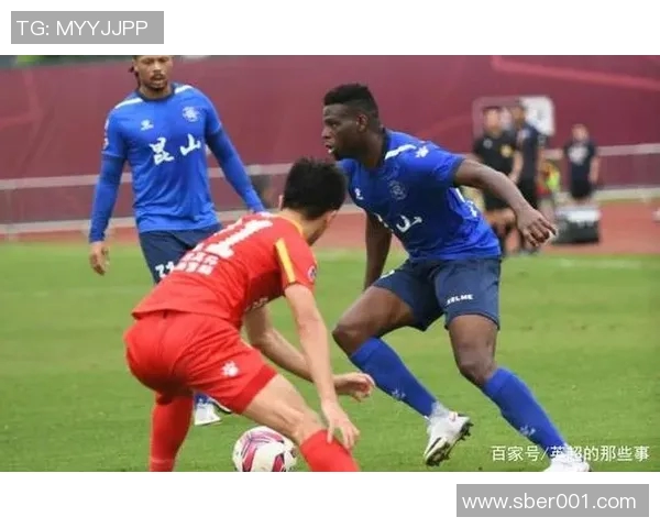 河南建业与辽足激战正酣谁将成为本赛季的黑马球队