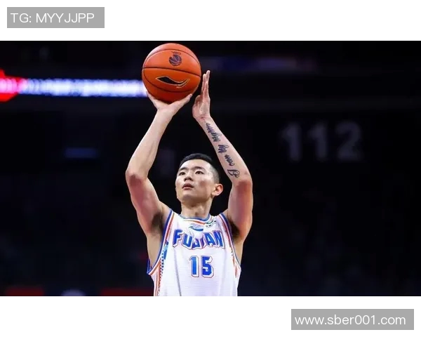 陈林坚的篮球之路:从青涩少年到职业明星的成长历程与心路历程 陈林坚的篮球之路:从青涩少年到职业明星的成长历程与心路历程